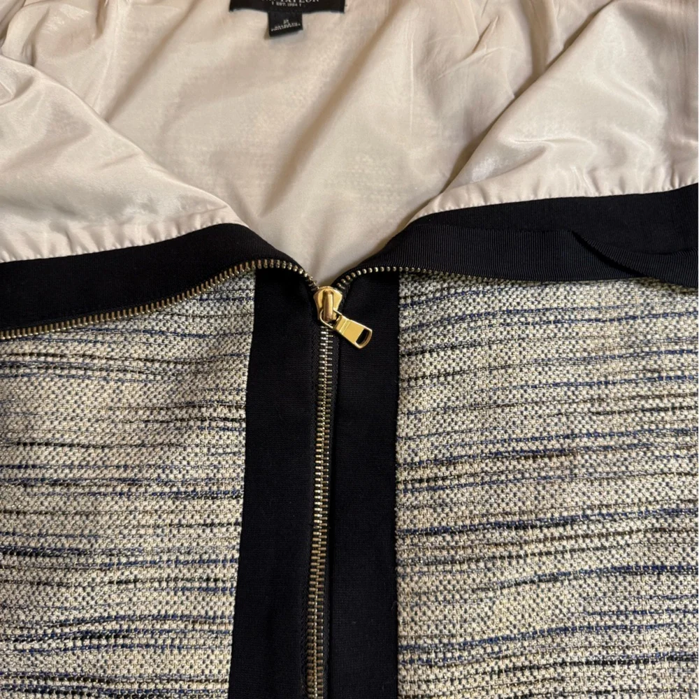 Ann Taylor Chic Black and Gray Women's Skirt